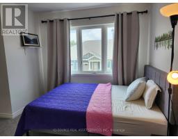 Dining room - 2969 Murphy Place, Innisfil, ON L9S0S1 Photo 4