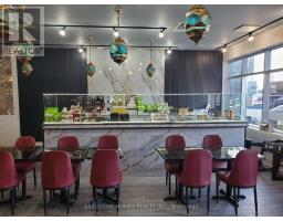 2 483 Dundas Street W, Oakville, ON L6M1L9 Photo 5