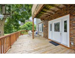 Dining room - 194 London Road, Sarnia, ON N7T4V5 Photo 2