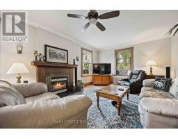 Kitchen - 194 London Road, Sarnia, ON N7T4V5 Photo 3