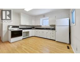 3pc Bathroom - 9624 107 Avenue, Grande Prairie, AB T8V1L1 Photo 5