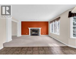 Family room - 155 Lakeview Cove, Chestermere, AB T1X1C1 Photo 4