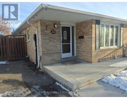 Bathroom - 22 Graymar Road, Brampton, ON L6S1Z8 Photo 2