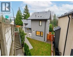 1123 E Keith Road, North Vancouver, BC V7L1X4 Photo 2