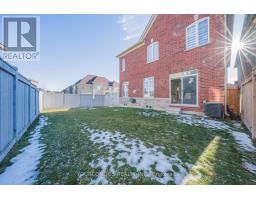 Dining room - 100 Beckett Avenue, East Gwillimbury, ON L9N0S7 Photo 3