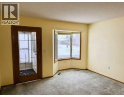 Bedroom - 44 Dale Close, Red Deer, AB T4R2L5 Photo 4