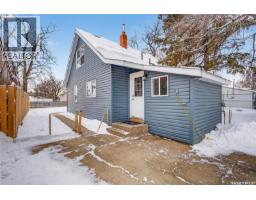 Living room - 838 15th Street W, Prince Albert, SK S6V3R9 Photo 2