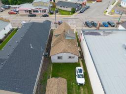 5028 50 Avenue, Lamont, AB T0B2R0 Photo 3