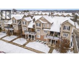 Living room - 614 B Woodlawn Road E, Guelph, ON N1E0K4 Photo 5