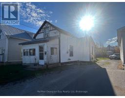 111 Andrew Street S, Orillia, ON L3V5J3 Photo 3