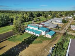 102 2 Avenue, Winfield, AB T0C2X0 Photo 4