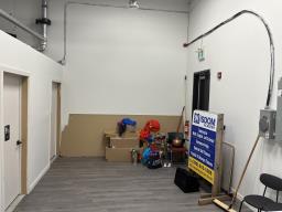 3707 8 Avenue, Edmonton, AB T6X2G6 Photo 4