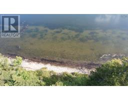 1 A Seaside Drive Gardiner Mines Ns, Lingan, NS B1H5K2 Photo 3