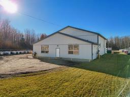 4401 51 Street, Image 3