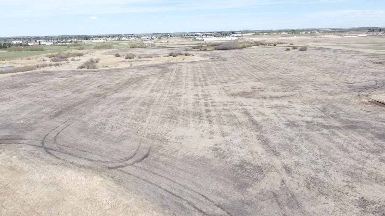 Rge Rd 243 Twp Rd 461