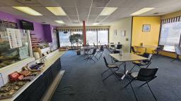 9704 54 Ave Nw, Edmonton, AB T6E5C1 Photo 2