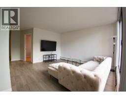 204 4200 Mayberry Street, Burnaby, BC V5H4A7 Photo 2
