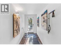 15 Park Point, Image 3