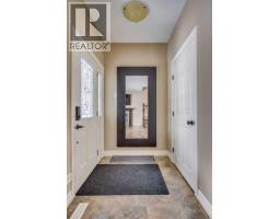 Kitchen - 141 Huberman Way, Fort Mcmurray, AB T9K0Z9 Photo 3