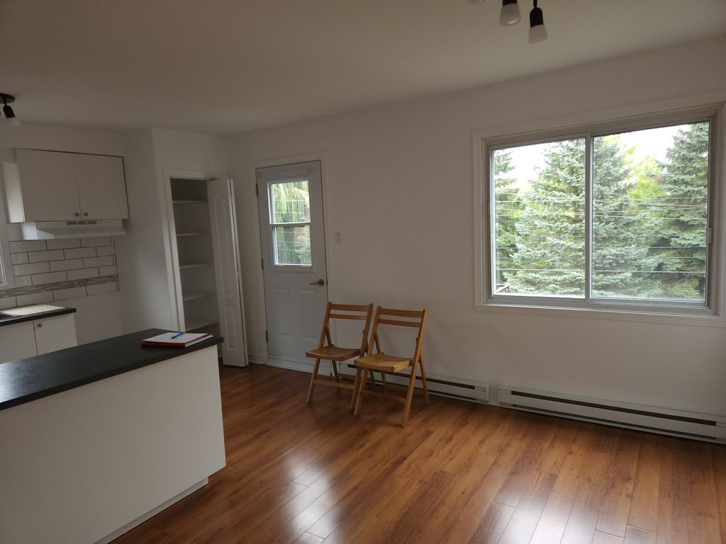 401 Av. Paquin, Image 3