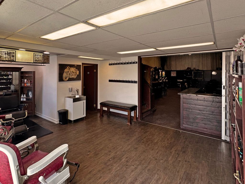Photo 4 of 2341 Millar Ave, Saskatoon SK