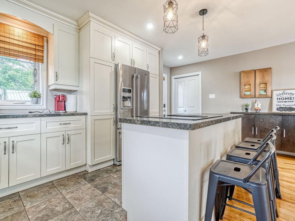 10 Rue Millette, Montebello, QC J0V 1L0 Photo 5