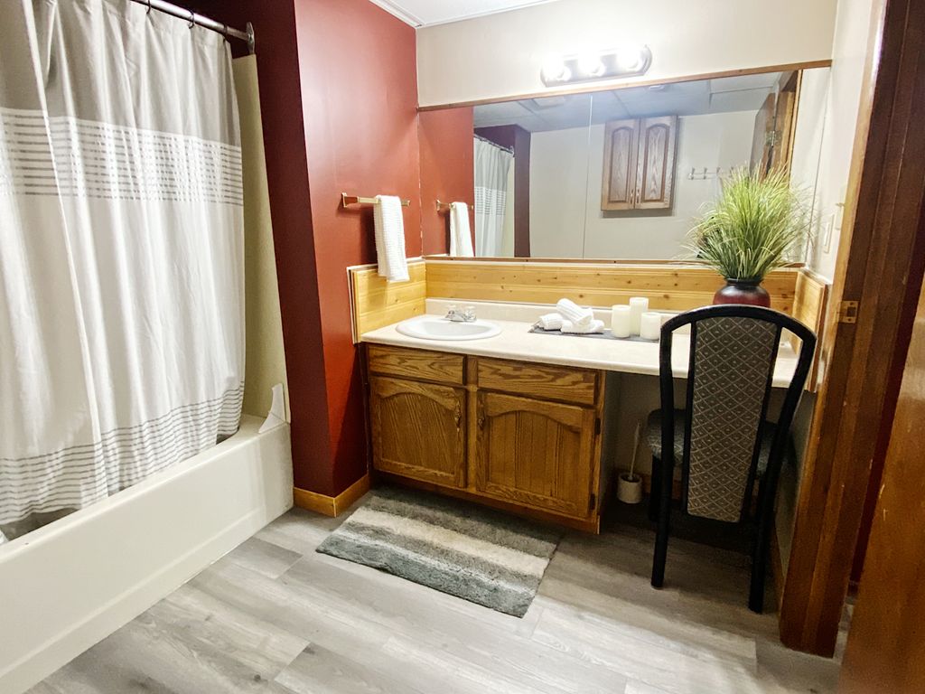 Photo 6 of 256 McKenzie Ave, Steinbach MB