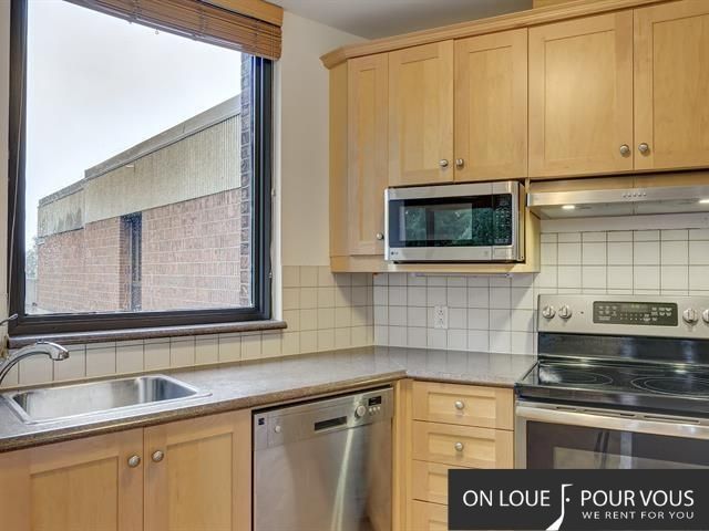 204 Avenue des Pins, Image 2