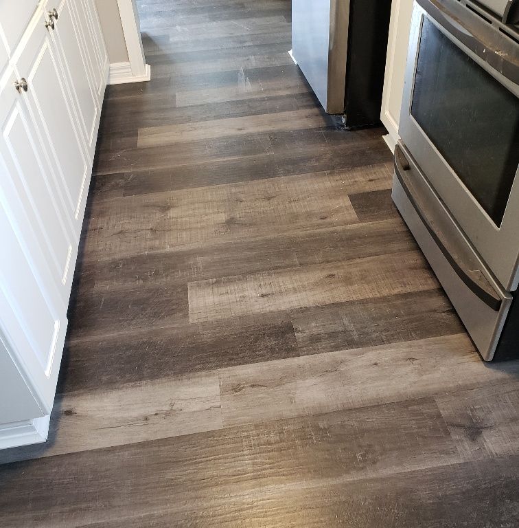 Photo 4 of 2319 Wellesley Ave, Windsor ON