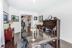 Photo 5 of 154 Betony Dr, Richmond Hill ON