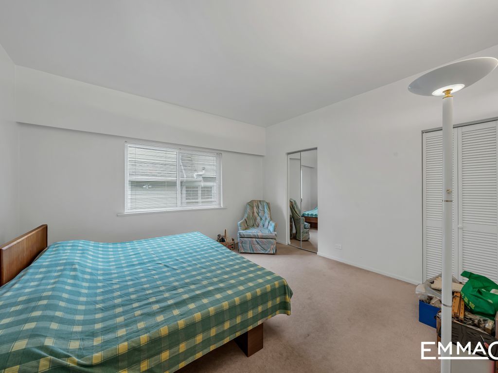 1761 W 16th Ave, Vancouver, BC V6J 2L9 Photo 6