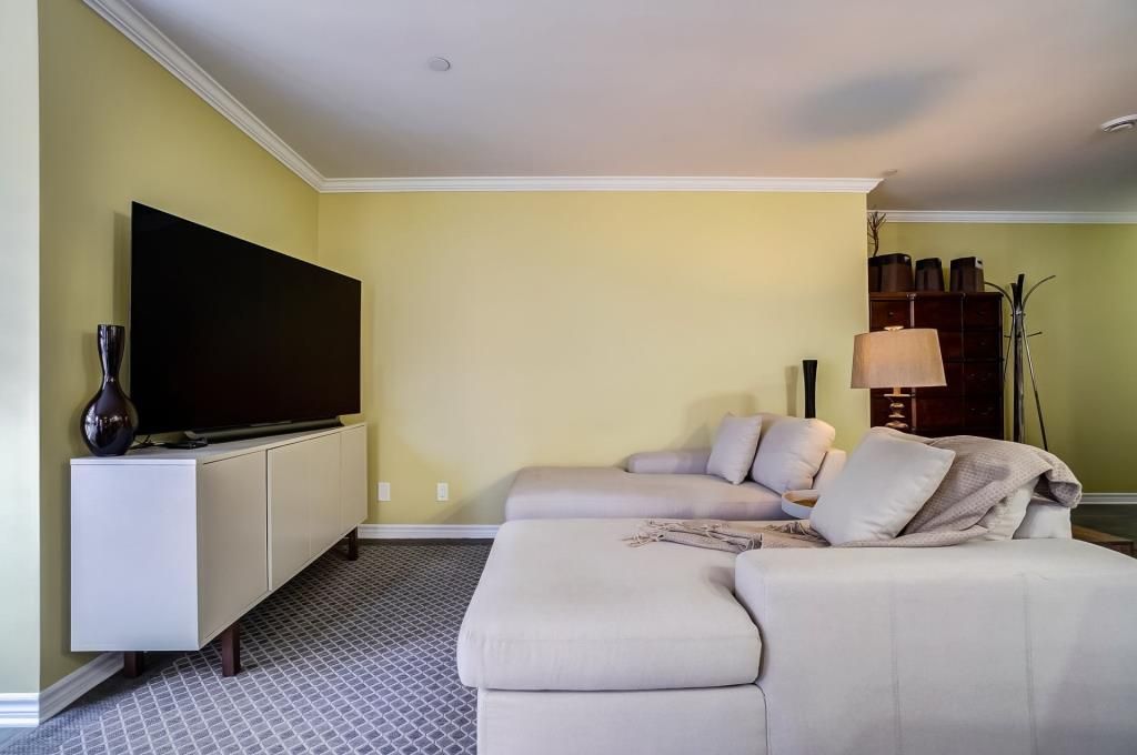 110 #104 Rue du Pavillon, Image 3