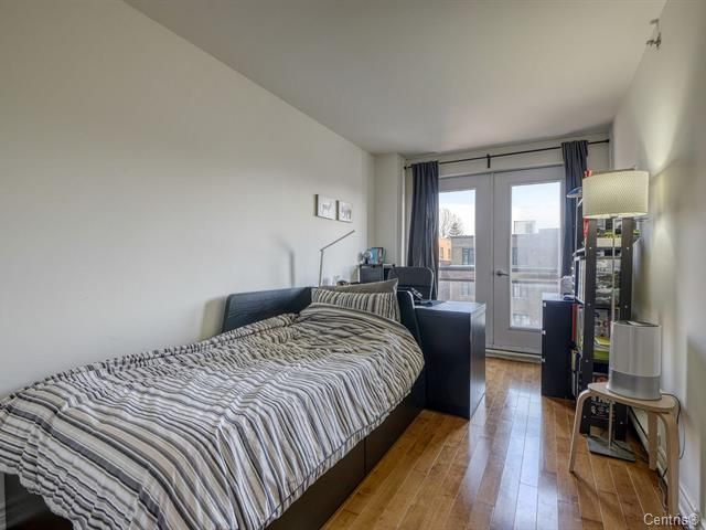 4965 Chem. Queen Mary, Image 3