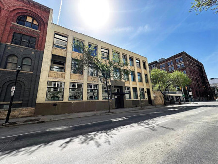 1 A 89 Princess Street