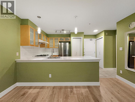 1 Xx 9333 Alberta Road