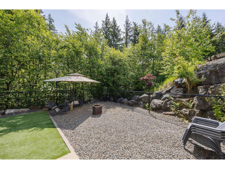 10 1911 Woodside Boulevard Mt Woodside