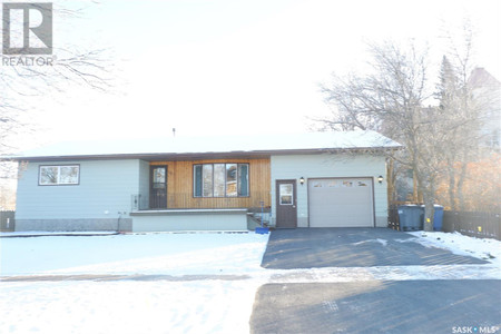 Kitchen - 10 Edouard Beaupre Street, Willow Bunch, SK S0H4K0 Photo 1