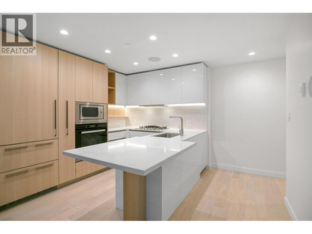 10 Xx 6811 Pearson Way