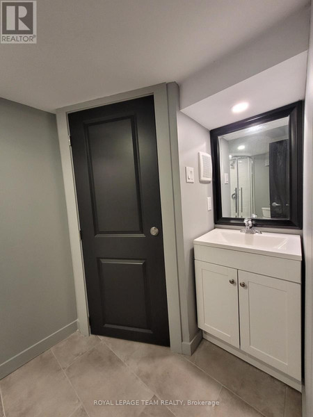 1008 St Laurent Boulevard