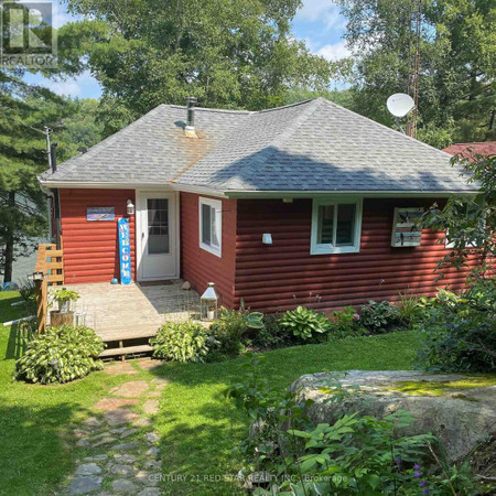 Primary Bedroom - 1021 Lakeview Rd, Muskoka Lakes, ON P0B1M0 Photo 1