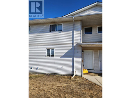 Living room - 103 8220 92 Avenue, Fort St John, BC V1J6X2 Photo 1