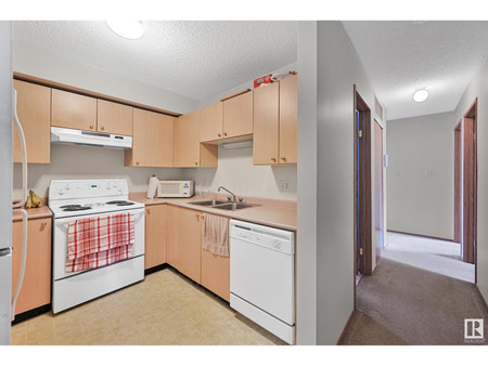 104 A 110 Westpark Dr
