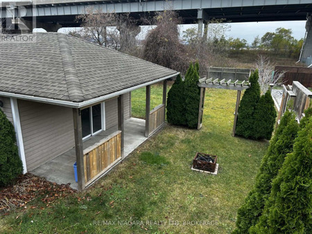 3pc Bathroom - 1056 Beach Boulevard, Hamilton, ON L8H6Z4 Photo 1