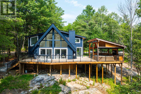 107 Steeles Road