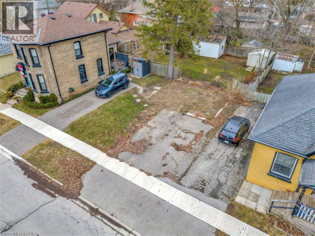 108 Oak Street