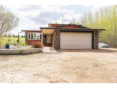 4 Bedroom Residential Home For Sale | 110 52510 Rge Rd 213 | Rural Strathcona County | T8G2E6