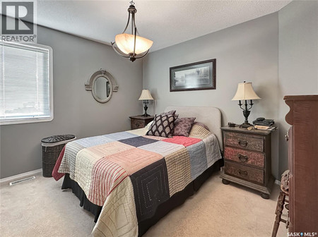 110 Sunset Crescent