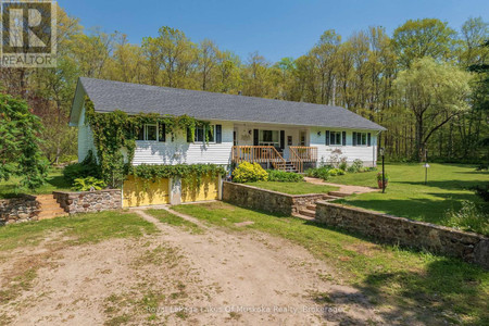 1101 Starratt Road