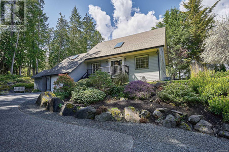 Office - 11015 Tryon Pl, North Saanich, BC V8L5H6 Photo 1