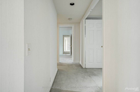 1177 Yonge St, Other, ON M4T2Y4 Photo 1